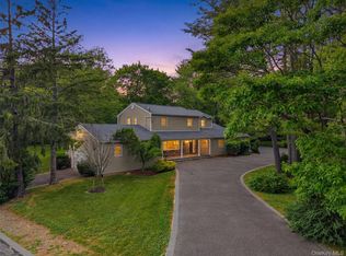455 Deer Park Road, Dix Hills, NY 11746