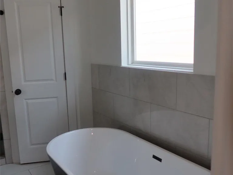 4810 Cochran St — Photo 16