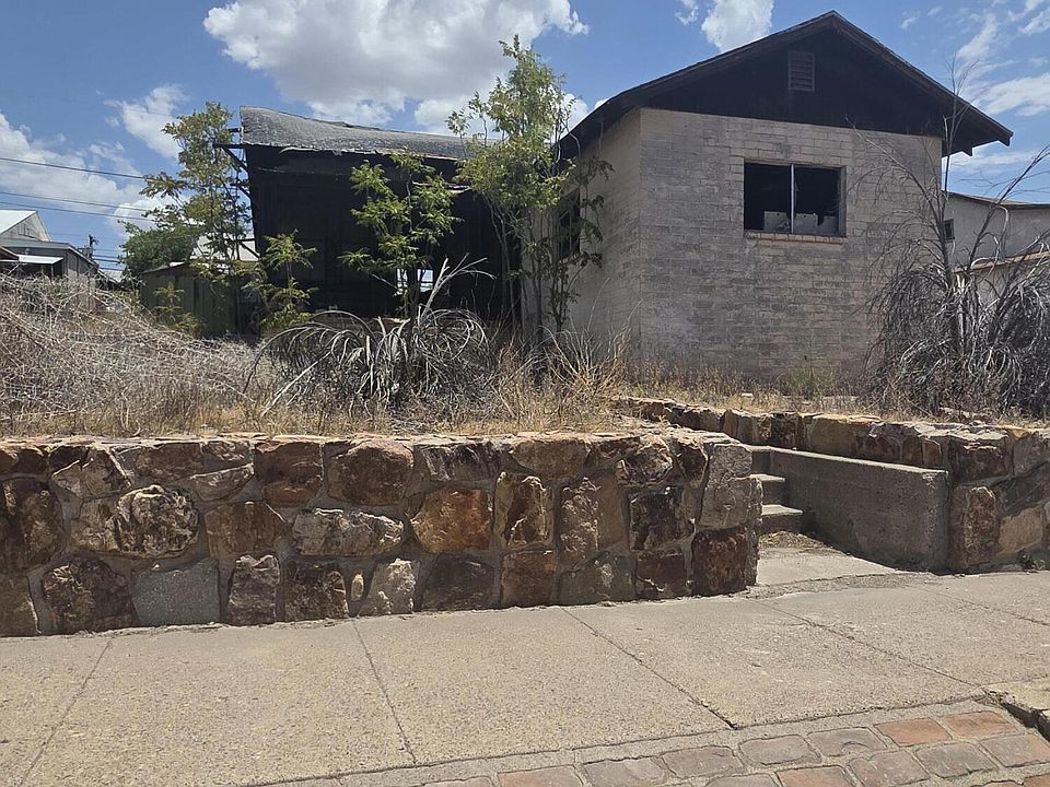 1st image of 590 N VELASCO Avenue