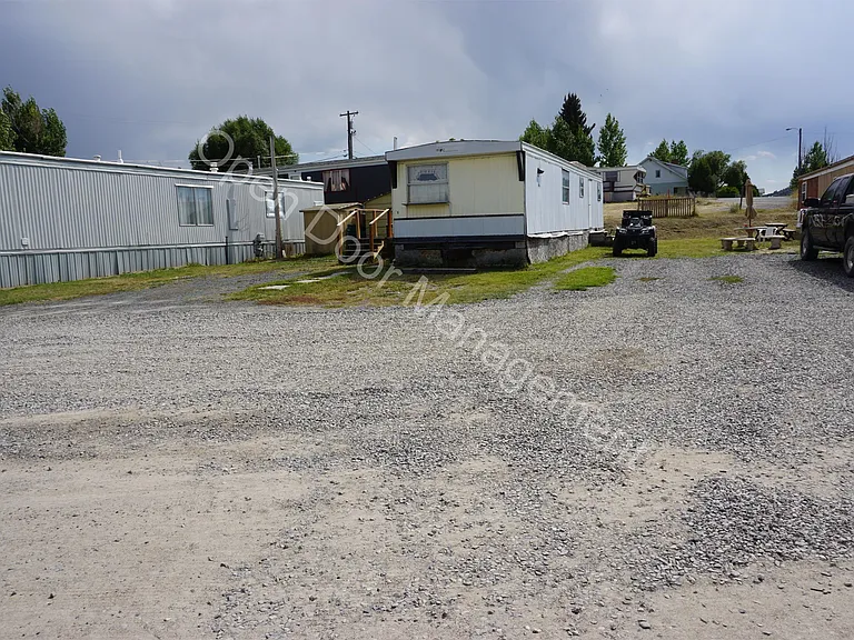 201 Hobson Ave #6 — Photo 1