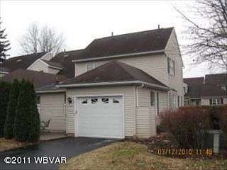 2nd image of 416 Wyndham Ct