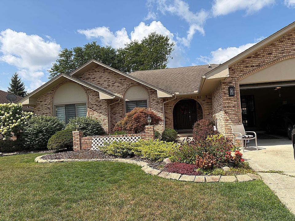 1st image of 46257 Snowbird Dr
