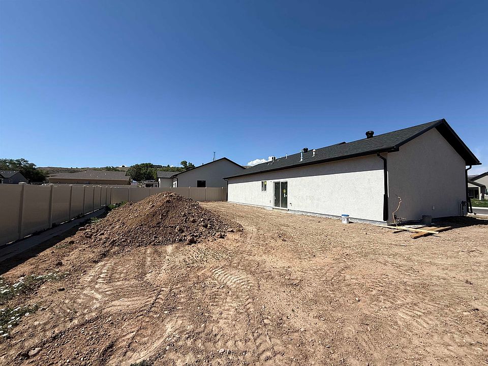2nd image of 260 Paige Rd