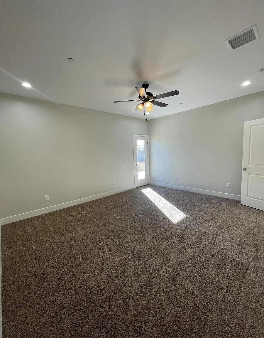 1 bed, 593 sqft, $1,200 — Photo 3