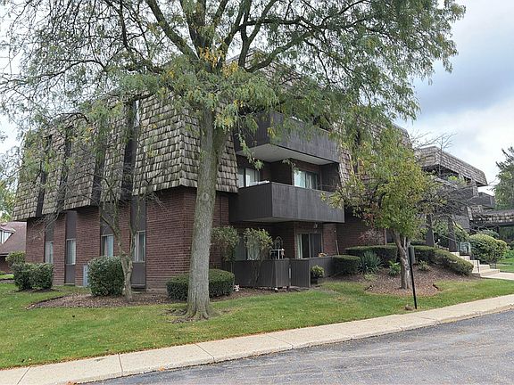 3rd image of 548 Timber Ridge Dr