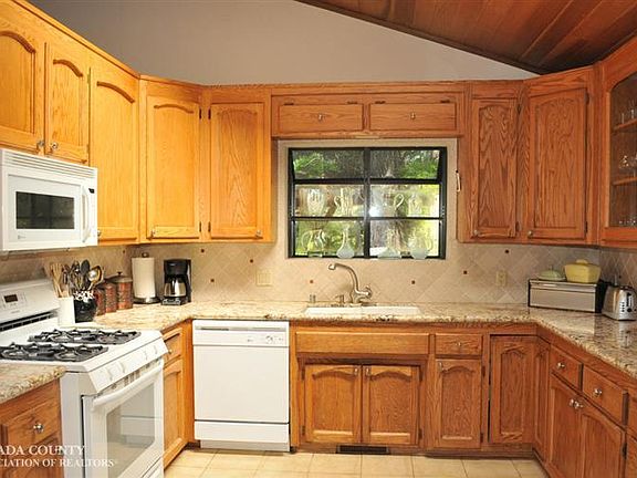2nd image of 10264 Carrington Ln
