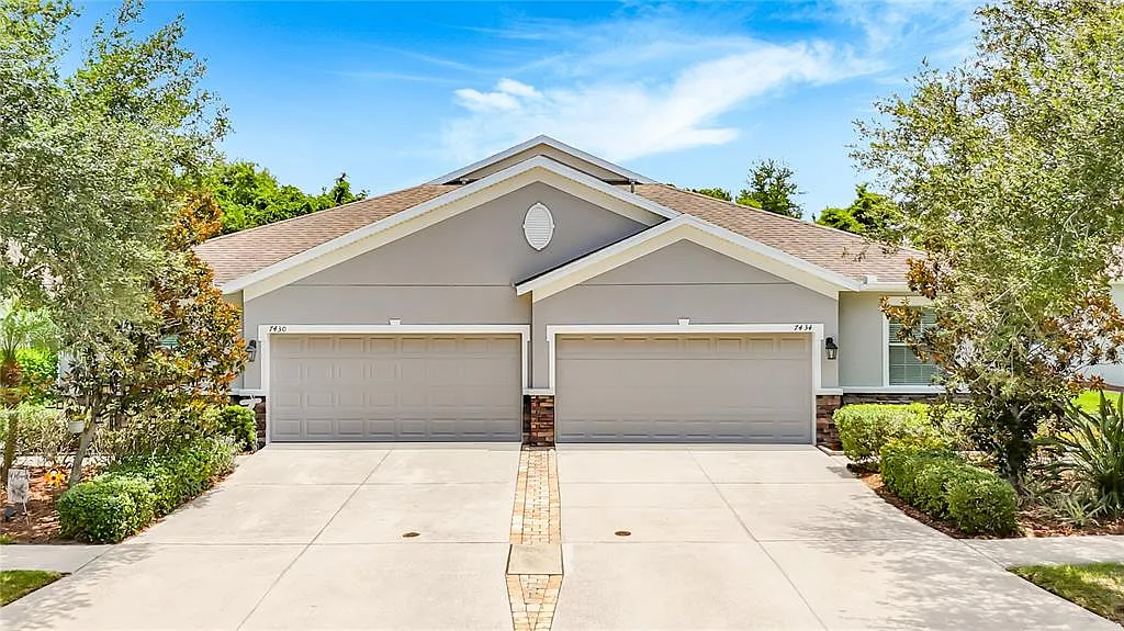 3 bed, 2.0 bath, 1548 sqft, $2,200 — Photo 2