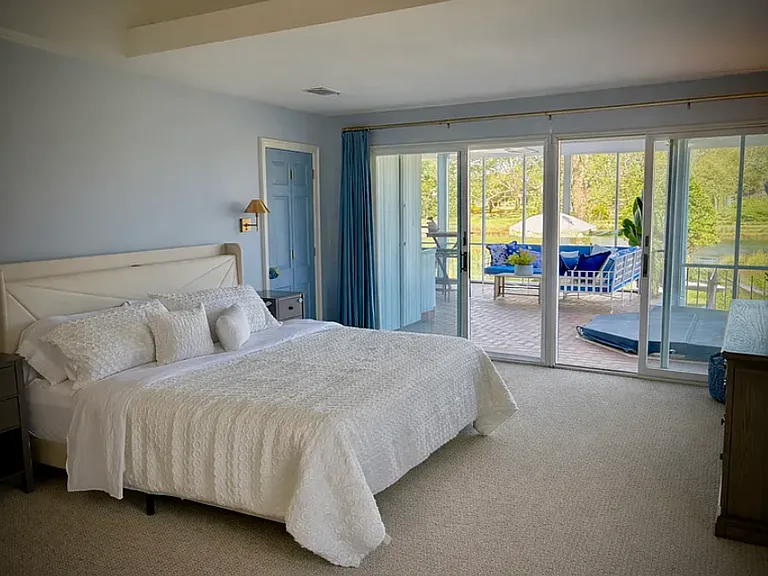 4010 Menendez Dr — Photo 17