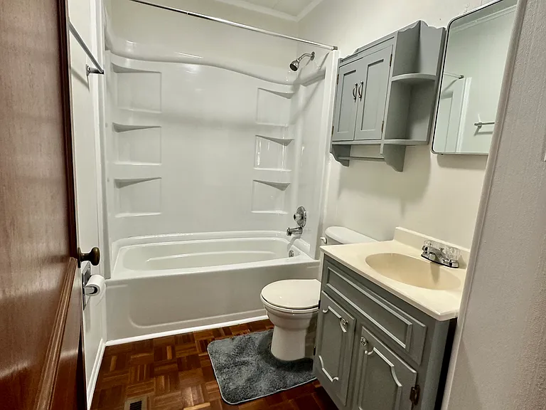 320 Gay St — Photo 4
