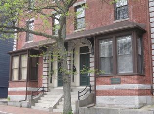 174 Neal St #5, Portland, ME 04102