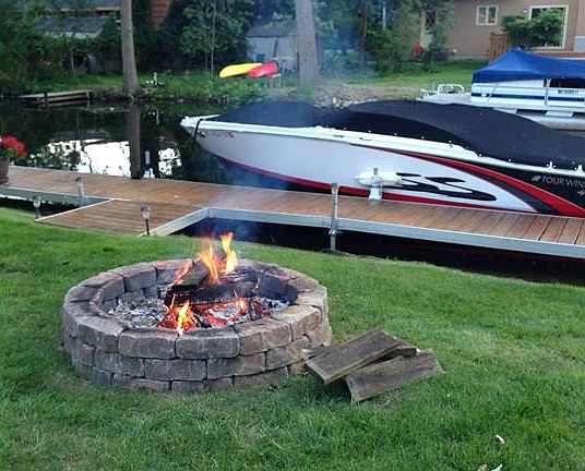 3rd image of 4701 Clinton Dr