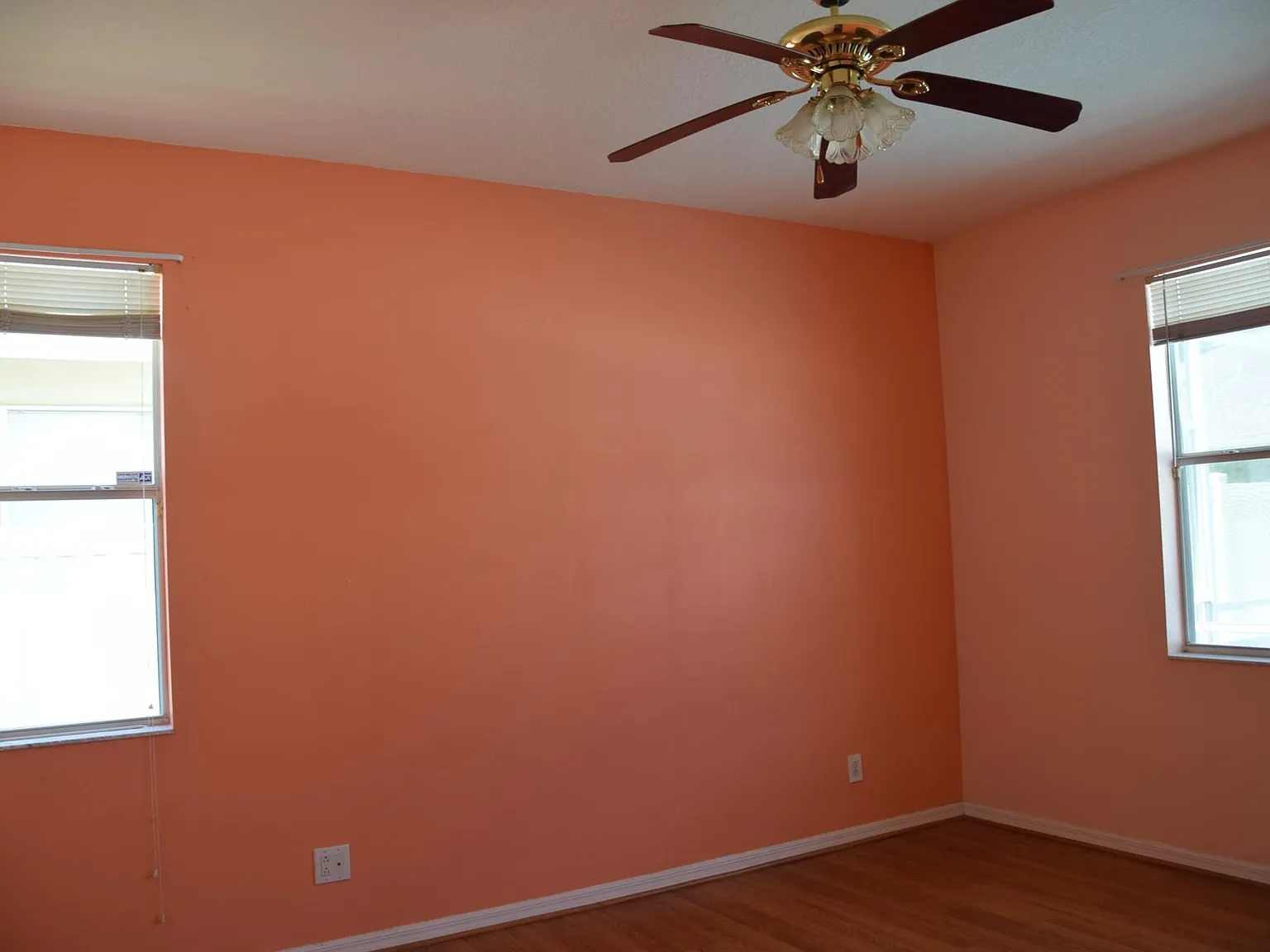 4 bed, 1917 sqft, $2,950 — Photo 4