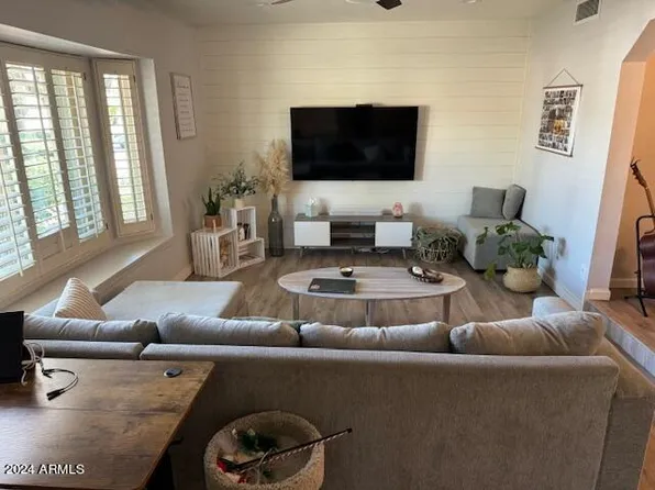 965 W MENDOZA Avenue, Mesa, AZ 85210