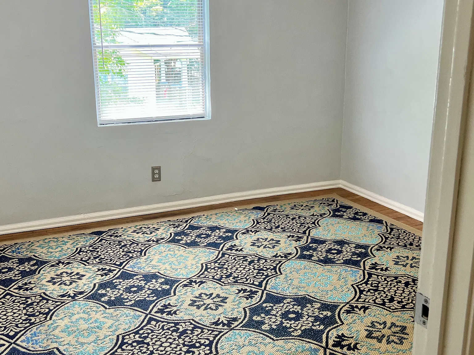 2700 Fenwood Dr — Photo 2