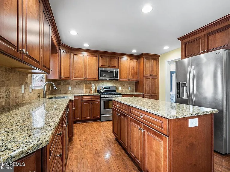 46 Primrose Dr — Photo 9