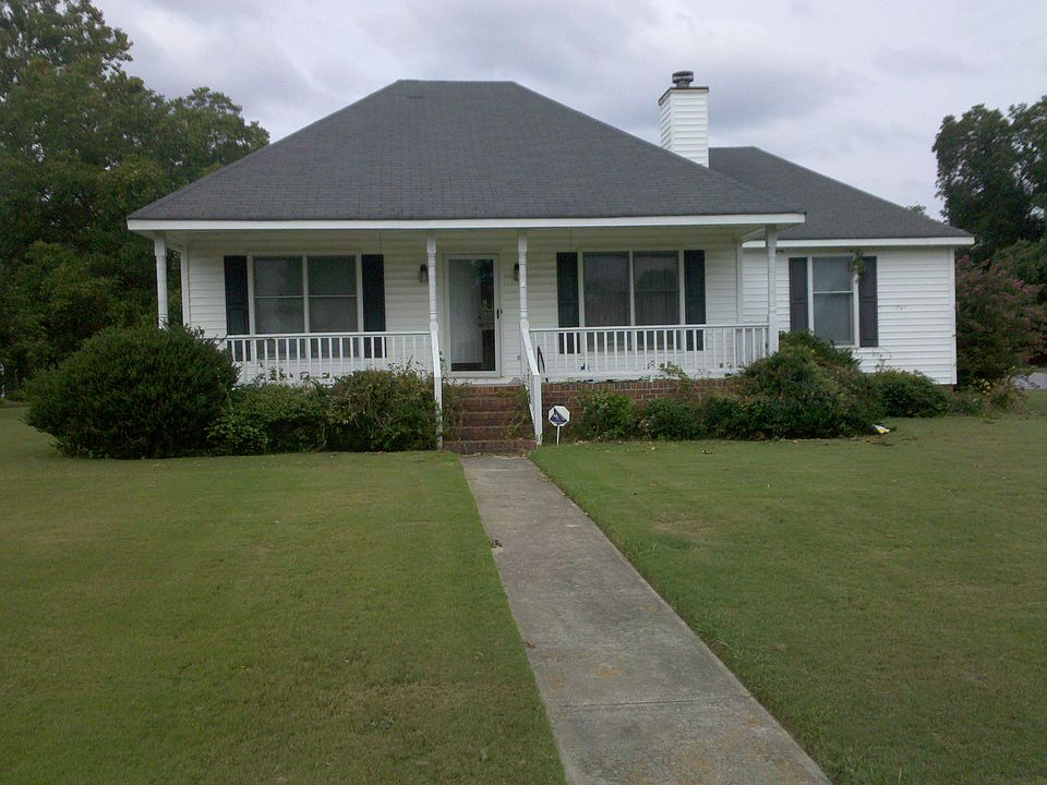 1st image of 800 McLawhorn Dr