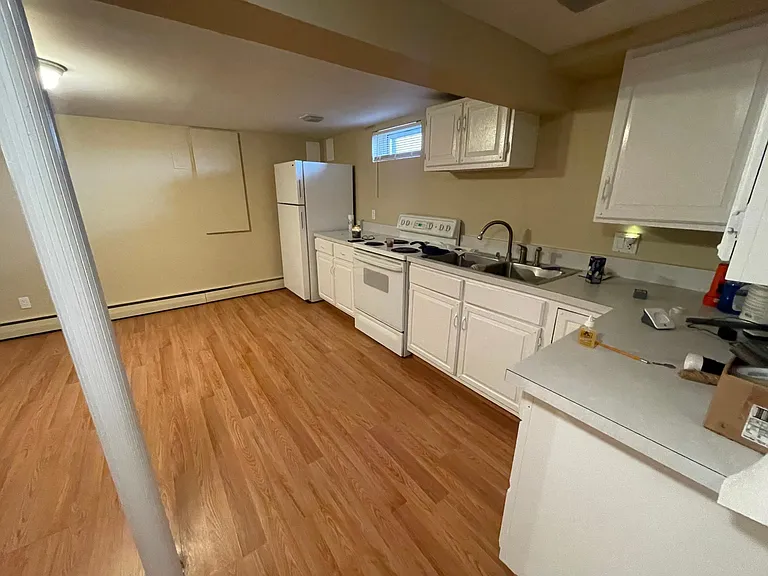 1465 Plum Ln — Photo 4
