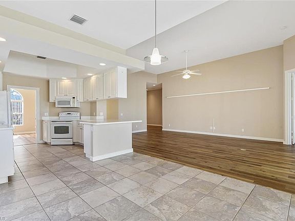 5th image of 28608 Wahoo Dr