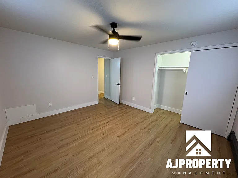 215 S Menlo Ave #2 — Photo 10