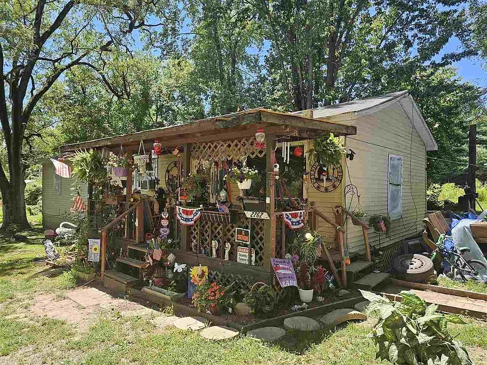 2nd image of 2262 N Marion Pl