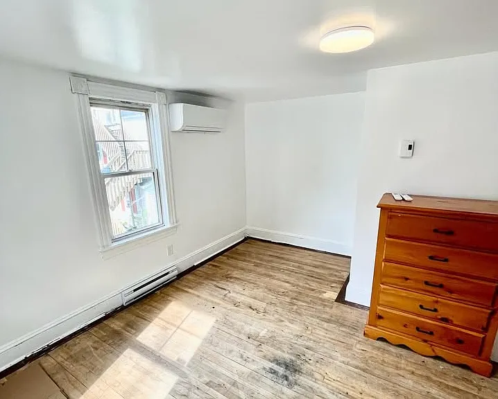285 Saint John St #3 — Photo 7