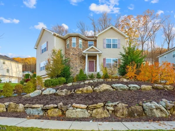 3 Locust Ct, Allamuchy Twp., NJ 07840