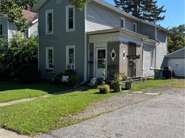 365 N Broadway, Geneva, OH 44041