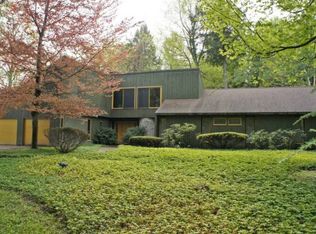 1575 Dorset St, South Burlington, VT 05403