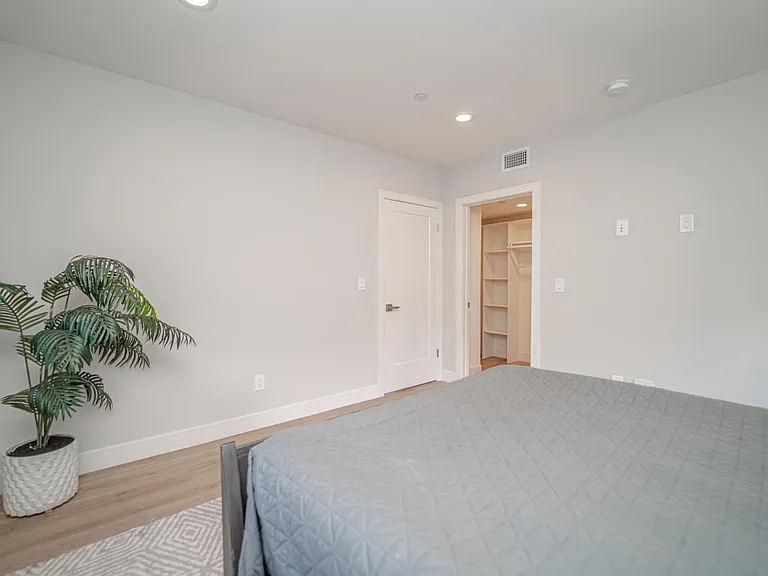 2115 Holly Dr — Photo 47