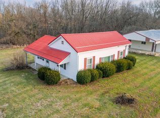 186 N Parks Schram Rd, Warsaw, IN 46580