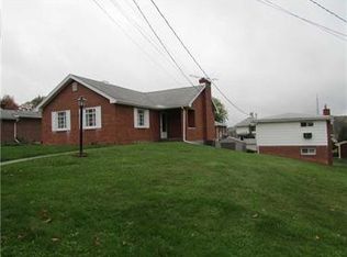 21 Hindman Ave, Burgettstown, PA 15021