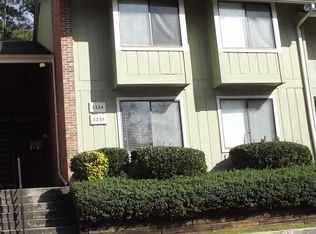 2220 Runnymeade Rdg, Marietta, GA 30067