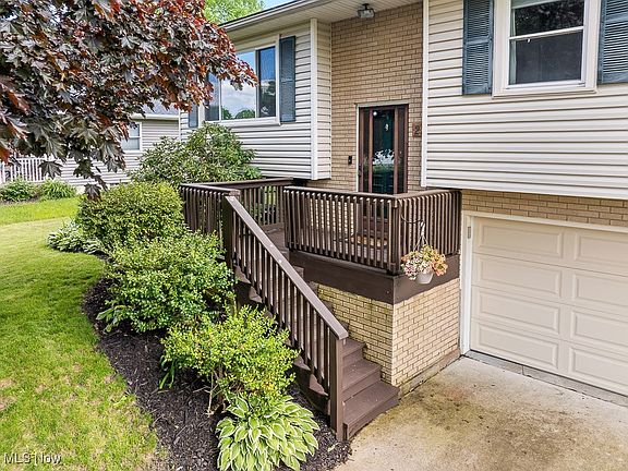 5th image of 221 Northpark Dr