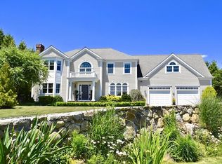 30 Wildpepper Ln, Dartmouth, MA 02748