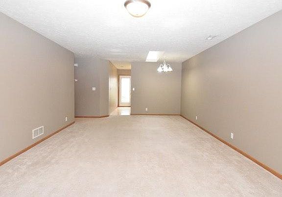 3rd image of 2818 Brummond Dr