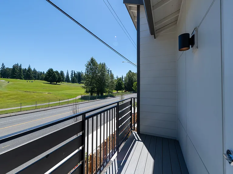 Cedar Homes 29 - Brand New Townhomes — Photo 25
