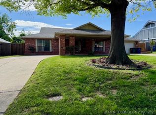 7414 S Lakewood Ave E, Tulsa, OK 74136