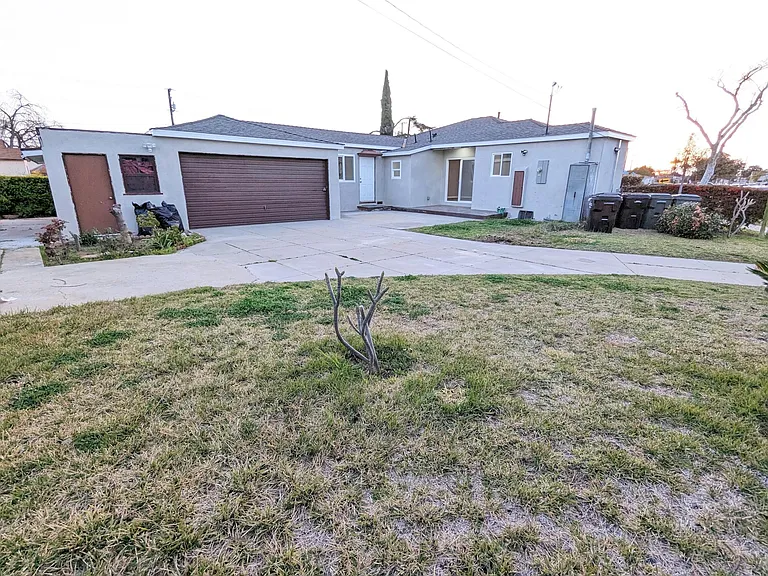 1835 W Colegrove Ave — Photo 30