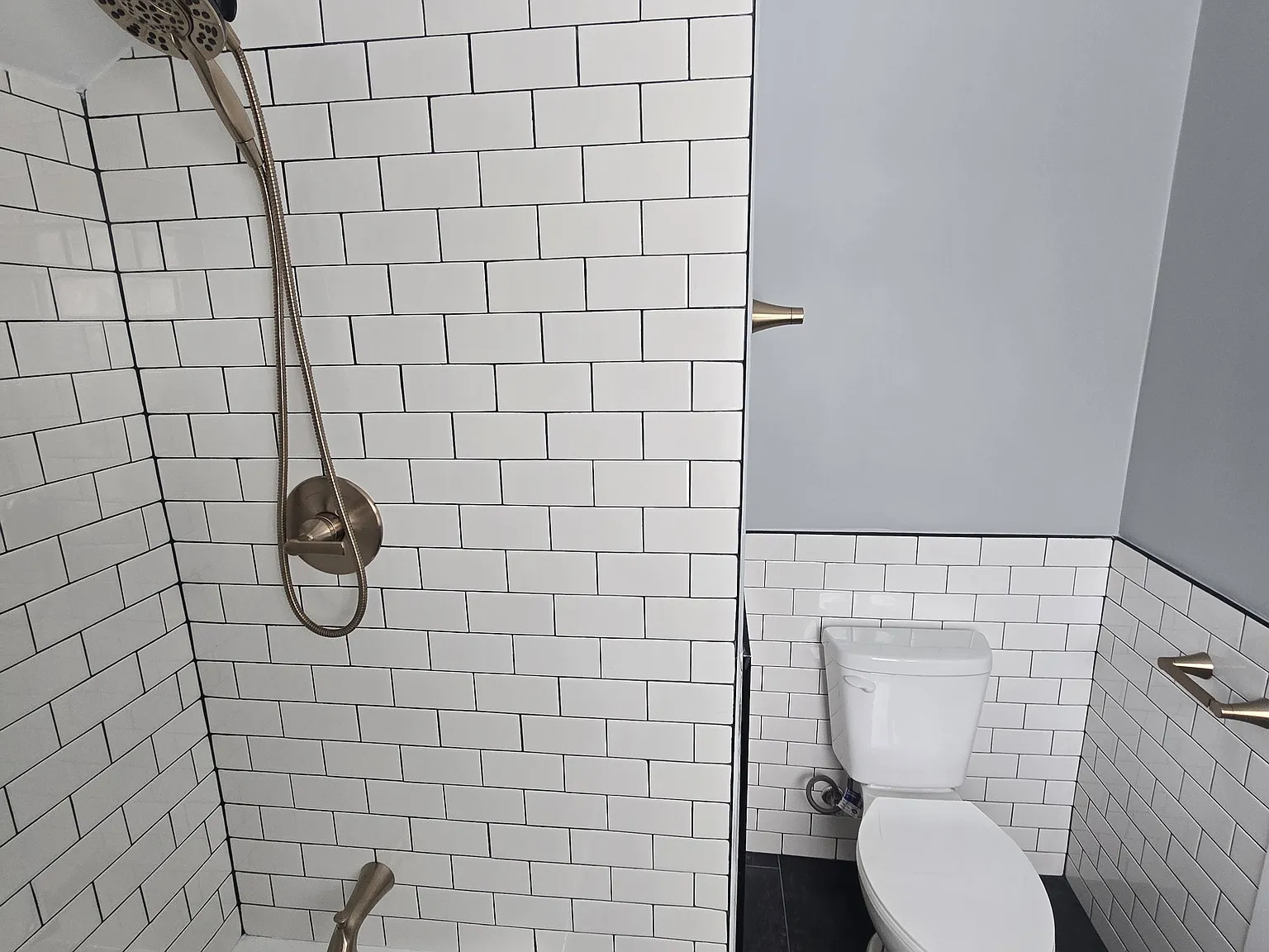 2 bed, 1000 sqft, $1,500 — Photo 2