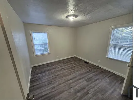 3251 Meadow Ln — Photo 11
