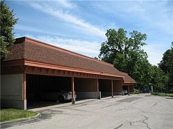 2nd image of 301 S Spring St APT 303