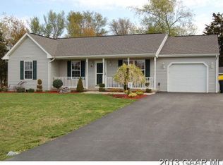 24 Bentley Cir, Grottoes, VA 24441