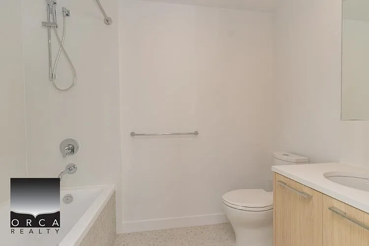 2425 Alpha Ave #606 — Photo 15