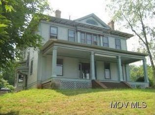 101 Rathbone Ter, Marietta, OH 45750