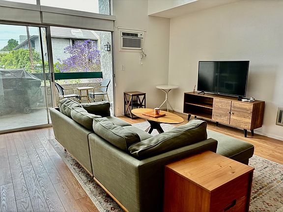 3rd image of 360 S Euclid Ave Unit 327