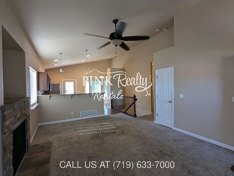 8377 Freestar Way — Photo 25