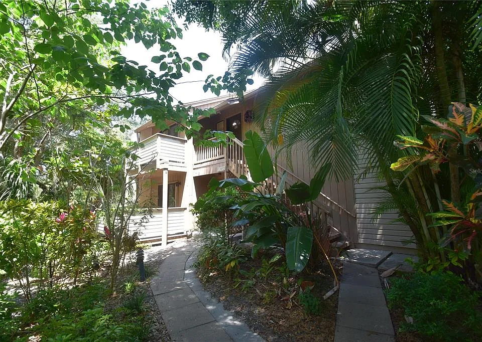 1677 Brookhouse Cir #BR224