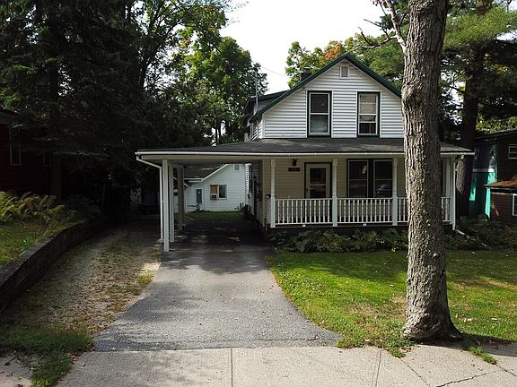 3rd image of 78 Greenwood St