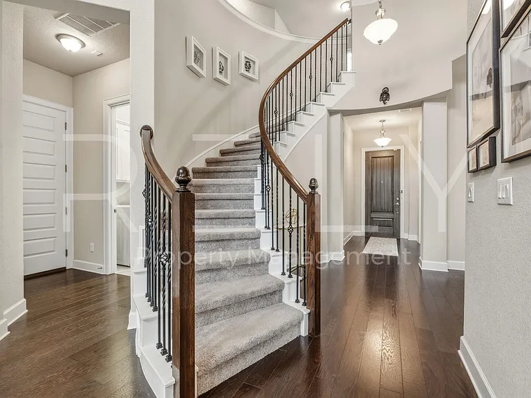 240 Cross Timbers Dr — Photo 11