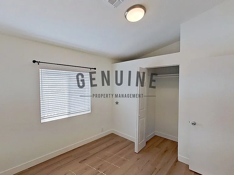 1008 England St — Photo 18
